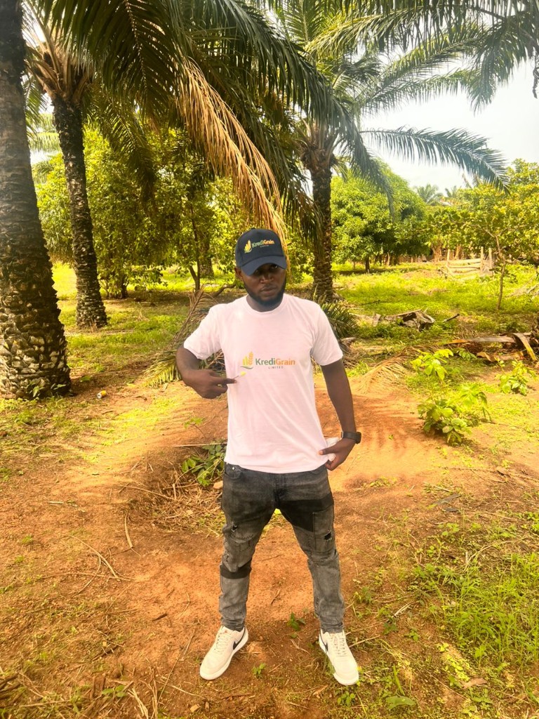 KrediGrain team in the field with farmers